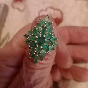 Emerald ring in sterling silver